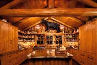 EXPERIENCE LAKESIDE LUXURY AT MAPLE CABIN: YOUR IDYLLIC RETREAT IN STAR LAKE, WI