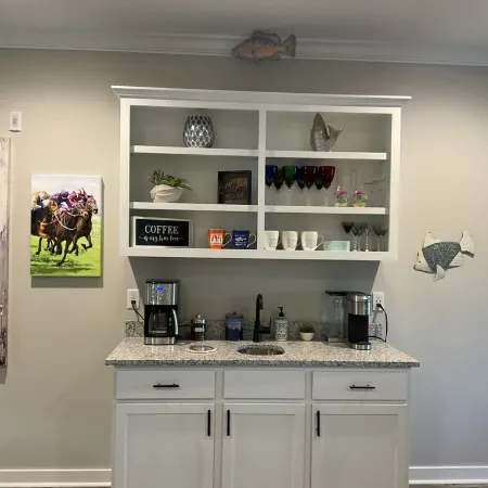 Stunning New Lake Hamilton Condo Lake front on 7 South 🐟 🛶🎣