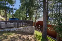 Calgary Haus - woodsy cabin vibes surrounded with nature, comfort, and style Hotels in der Nähe von Rim of the World Highway