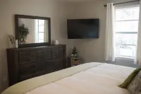 Orange Tree Cottage- Entire Cottage, Cute and Charming!