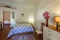 Promotion-in One of the Most Beautiful and Evocative Villages in Italy Flora House Hotels near Roman Amphitheater