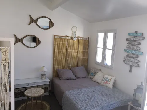 nice studio with heated pool and parking