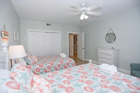 TYBEE ISLAND BEACH FRONT CONDO!<br>
