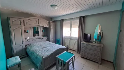 Saint Gilles Croix de Vie facing the sea (l'Adon Hotel a Saint Gilles Croix de vie