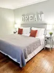 Beautiful, renovated ,clean 2BD,2BA condo in Pinehurst, Pool, Wifi , Cable etc - Parvekkeita