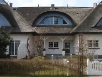 Wellness residence Störtebeker WG 11 near the beach and the center 징스트 호텔