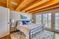 Relax with the family at this beautiful lakefront cabin located on Wilson Lake!