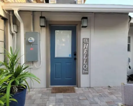 Cocoa Village Hideaway - 1 Bedroom/1 Bath Walk to Riverfront and Restaurants Hotels in Cocoa