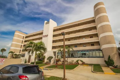Boardwalk Bungalow: 2B/2B Amazing Sunrise Ocean View