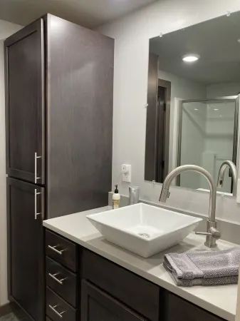 Modern Relaxing Escape - The Clancy Cottage Отели в г. Кланси