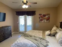 Luxurious 3 bedroom home with pool, spa, game room 하바슈 메모리얼 워크웨이 주변 호텔