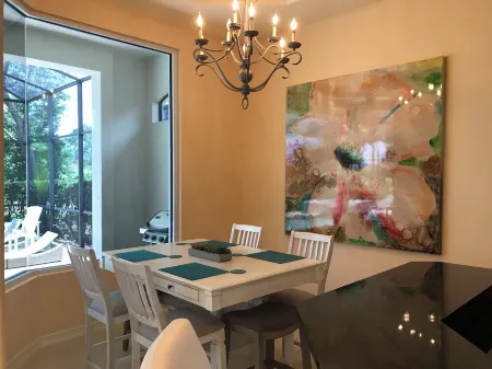 Elegant, Immaculate, Pristine. 2500 SqFt 3Br Estate Home. Lots of Wow Factor.