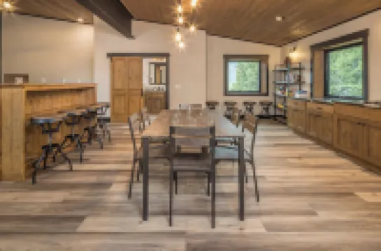 Big Sky Secluded Luxury Retreat