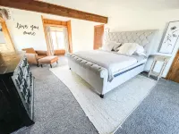 Private Mountain Cabin! King Beds  8 Acres Game Room Pet Friendly