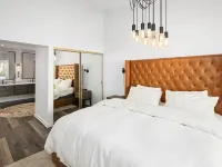 DEL MAR RETREAT & OCEAN VIEW! Walk to the beach! Hotel di Solana Beach