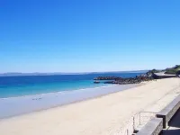 Superb sea view with pool Hotels in Douarnenez