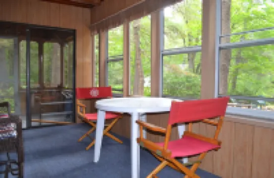 Relax & Recharge! Tranquil Family-Owned, Sebago Lake Area, Pets free