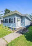Blue Bungalow with 2 bedrooms, WiFi, AC in peaceful South Bend Hotels near Citi Trends