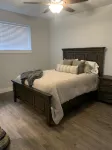 Driller’s Den III Newly Remodled-4 bdrm/3 bath-Close to Expo and Midtown - Boutique