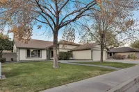 NEW! Gorgeous 3-Bedroom Oasis w/Pool