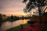 Lakefront Retreat near Tybee Beach &  Savannah Downtown with high speed WiFi