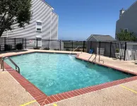 Beautiful Bayside Townhome in Fenwick Landing- long weekends avail- LINENS INCL