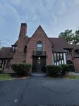 Relax in Style and Comfort at the Palmer Park Mansion on the Green. Hoteles cerca de Detroit Station