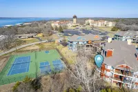 STEPS TO LAKE TEXOMA & TANGLEWOOD RESORT - MEMBERSHIP ACCESS INCLUDED