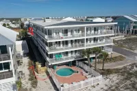 Mexico Beach Condo steps from the beach!    ~Snowbird Rates Available~