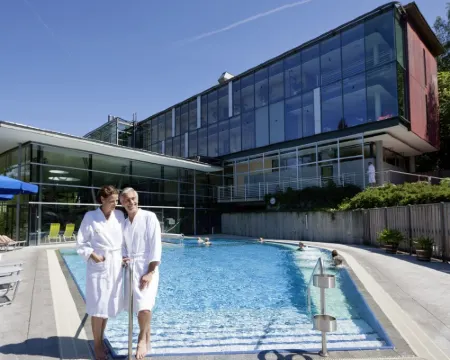 5-star apartment EG barrier-free, WiFi via DSL, Bad Brambach Hoteles en Bad Brambach