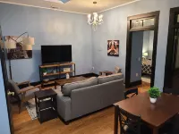 523 C - Historic Downtown Apartment above Brewery BBQ Restaurant - 2 Bedroom