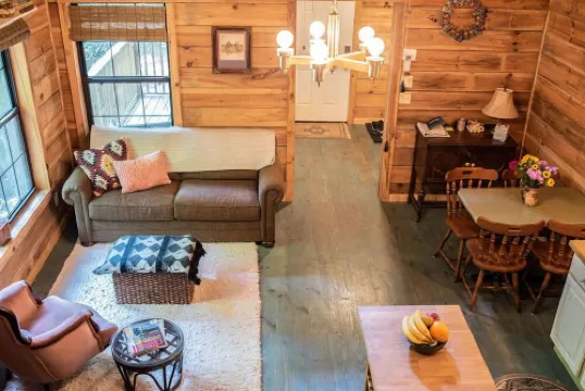 Remote cabin with creek and waterfall views 10 min from town