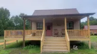 5 min to train/downtown. 1 min to GSMNP. Hot tub. Right next to Deep Creek<br> Hotels in der Nähe von Mingus Mill
