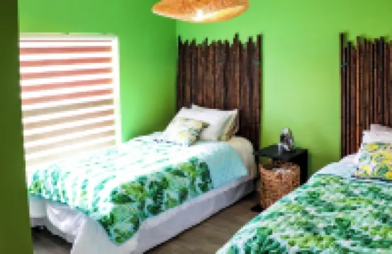 Bungalow Vibe Beach House, 3bedrooms 6 Guests, 8min to Ocean