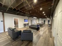 Modern Luxury Meets Historic Charm: Unwind in Style in Purpose Executive Suites 포커텔로 호텔