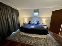 Comfy chalet near town, lake, skiing and hiking