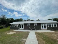 Direct Lakefront Cabin with 3 bedrooms! Serene Getaway!