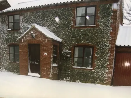 Beautiful House, Fabulous Seaview, Quiet Rd in Mundesley & Blue Flag Award Beach Отели рядом с достопримечательностью «Cromer Beach»