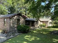 Summertime Fun at the White Squirrel Lodge! Hotels near Halltown