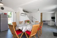 Gîte la Blanche Longère, Furnished Holiday Home, Graded Hotel a Champagne-Ardenne