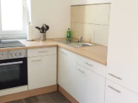 Vacation apartment in Cottbus-Klein Ströbitz near the bathing lake コトブスのホテル