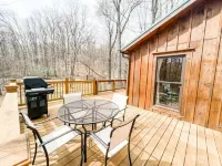Log Cabin Retreat In the Blue Ridge Mountains.