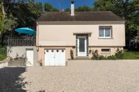 Villa Proche Briare, au Bord du Canal, en Pleine Nature - Villas