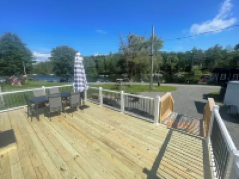 Brand New Lake House on the Great Sacandaga with available seasonal boat dock