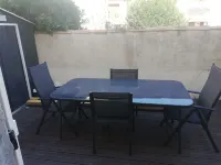 Lovely new apartment 10 minutes walk from the beach!