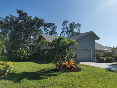 Beautiful House Kings Lake Naples, 5 mins from 5th Ave.