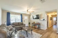 Cozy Cajun Cottage - with Arcade!