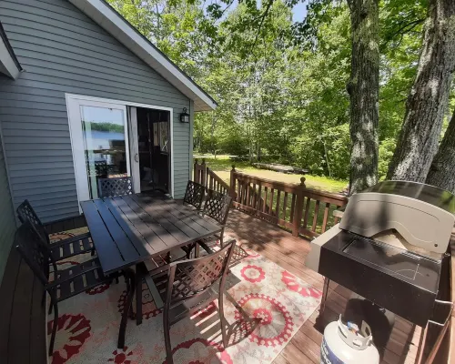 Sunrise Views Cabin with AC, Game Room & Bar Hotels in Hampden