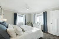 Luxury Beach Vacationing Awaits You!!