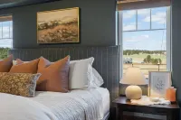 Luxury Ranch Stay - Horse and Cattle